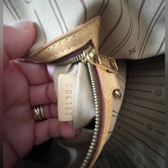 AUTHENTIC LOUIS VUITTON ✨ SLOUCHY HOBO 🔸DELIGHTFUL MM W DUST BAG - Picture 16 of 17